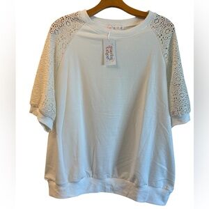 Women's Creamy White Lace Sleeve Sweatshirt